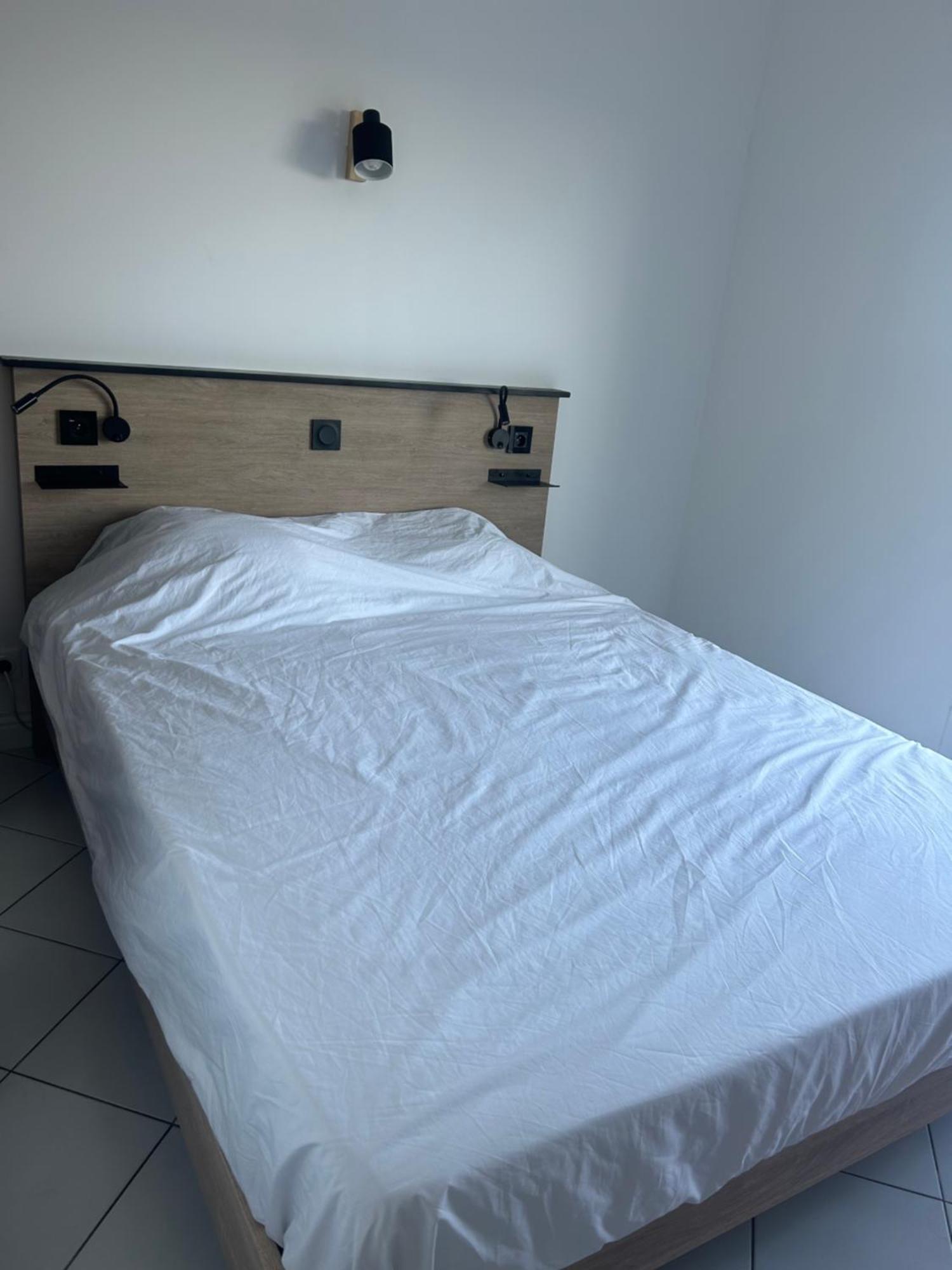 Appartement Traversant Vue Mer Et Etang 모기오 외부 사진