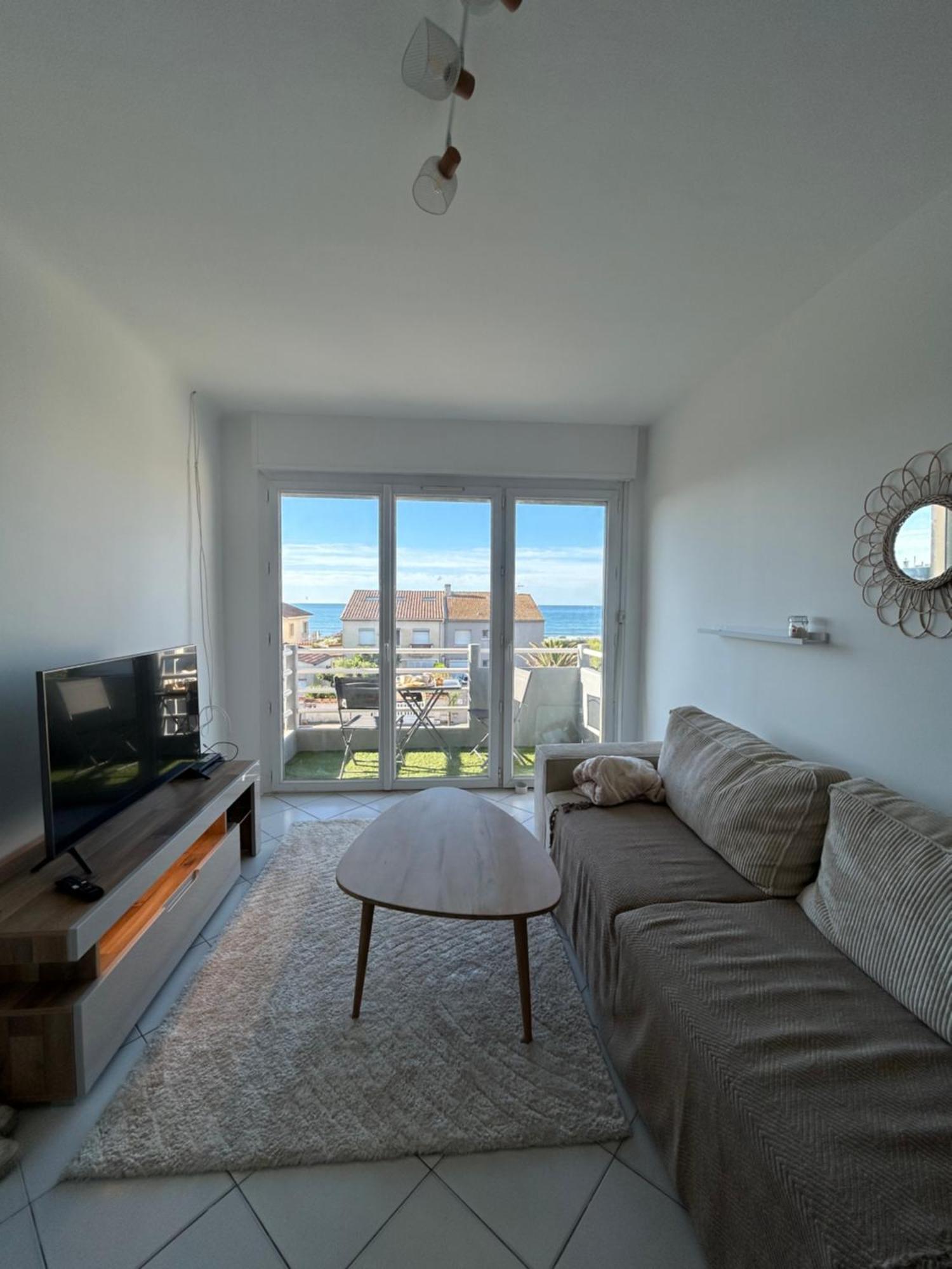 Appartement Traversant Vue Mer Et Etang 모기오 외부 사진
